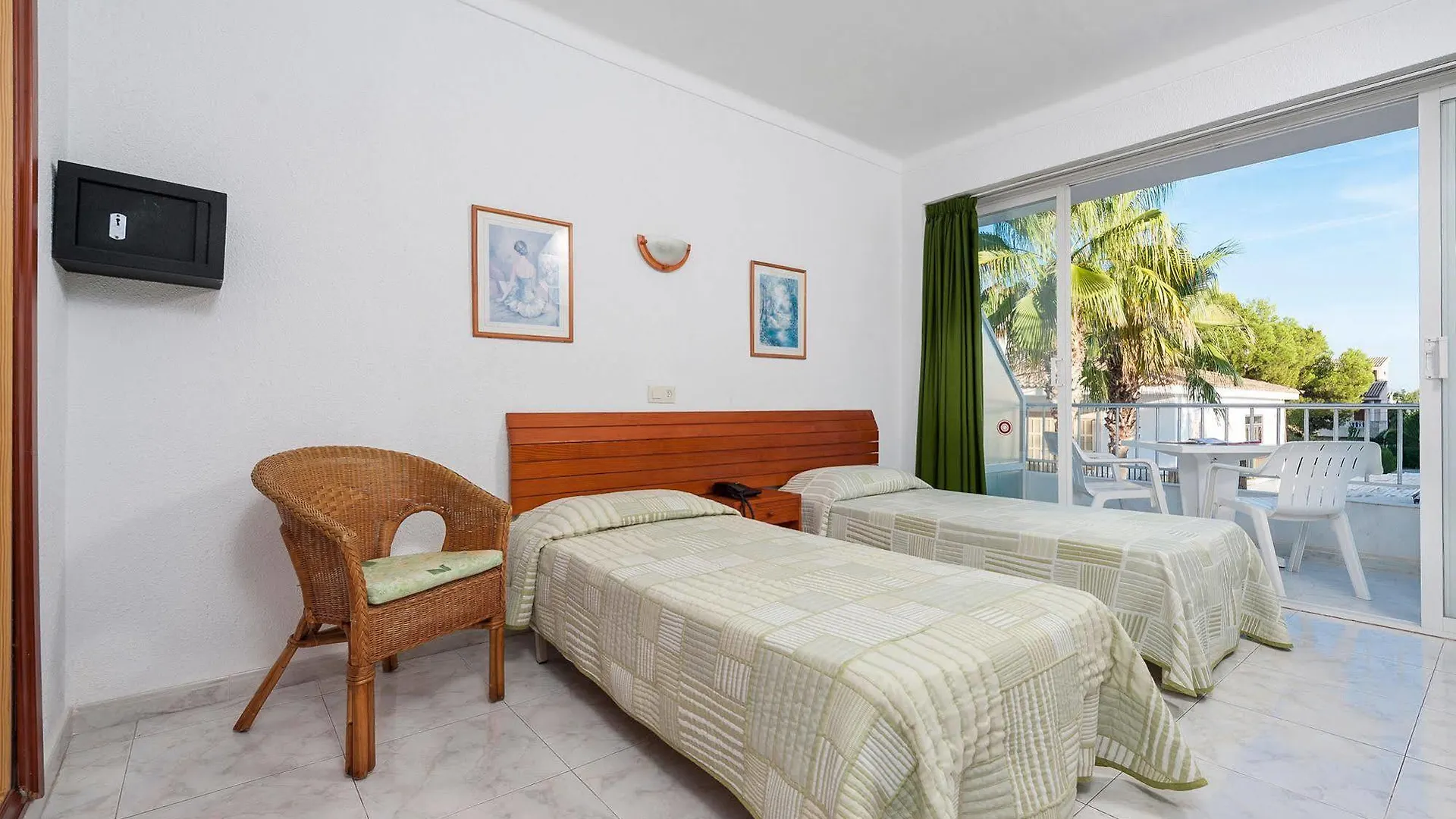 Aparthotel Africamar Can Picafort  España